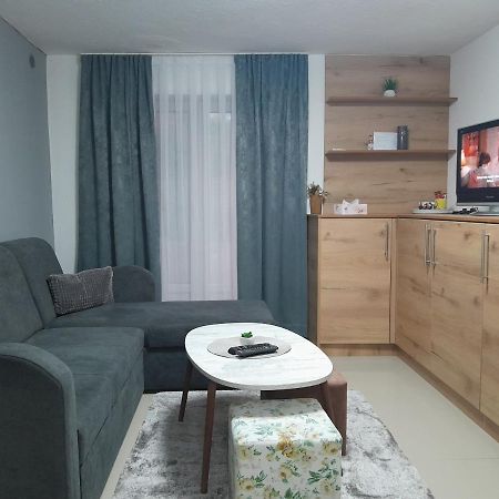 Apartmani Bet Gradacac 1 Maj Broj 24 Esterno foto