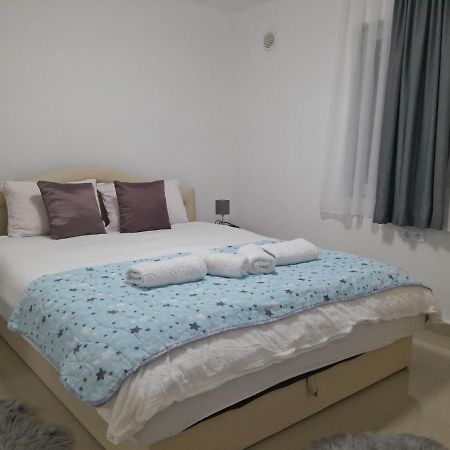 Apartmani Bet Gradacac 1 Maj Broj 24 Esterno foto