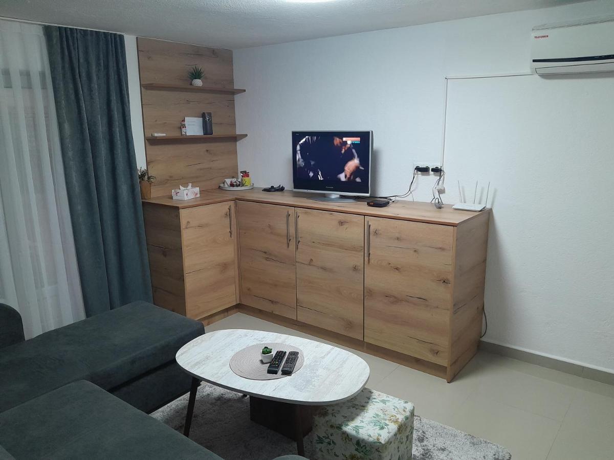 Apartmani Bet Gradacac 1 Maj Broj 24 Esterno foto