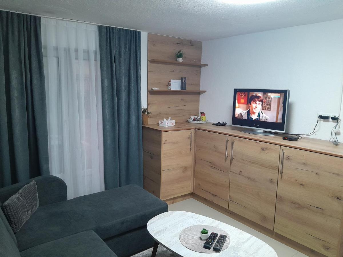 Apartmani Bet Gradacac 1 Maj Broj 24 Esterno foto