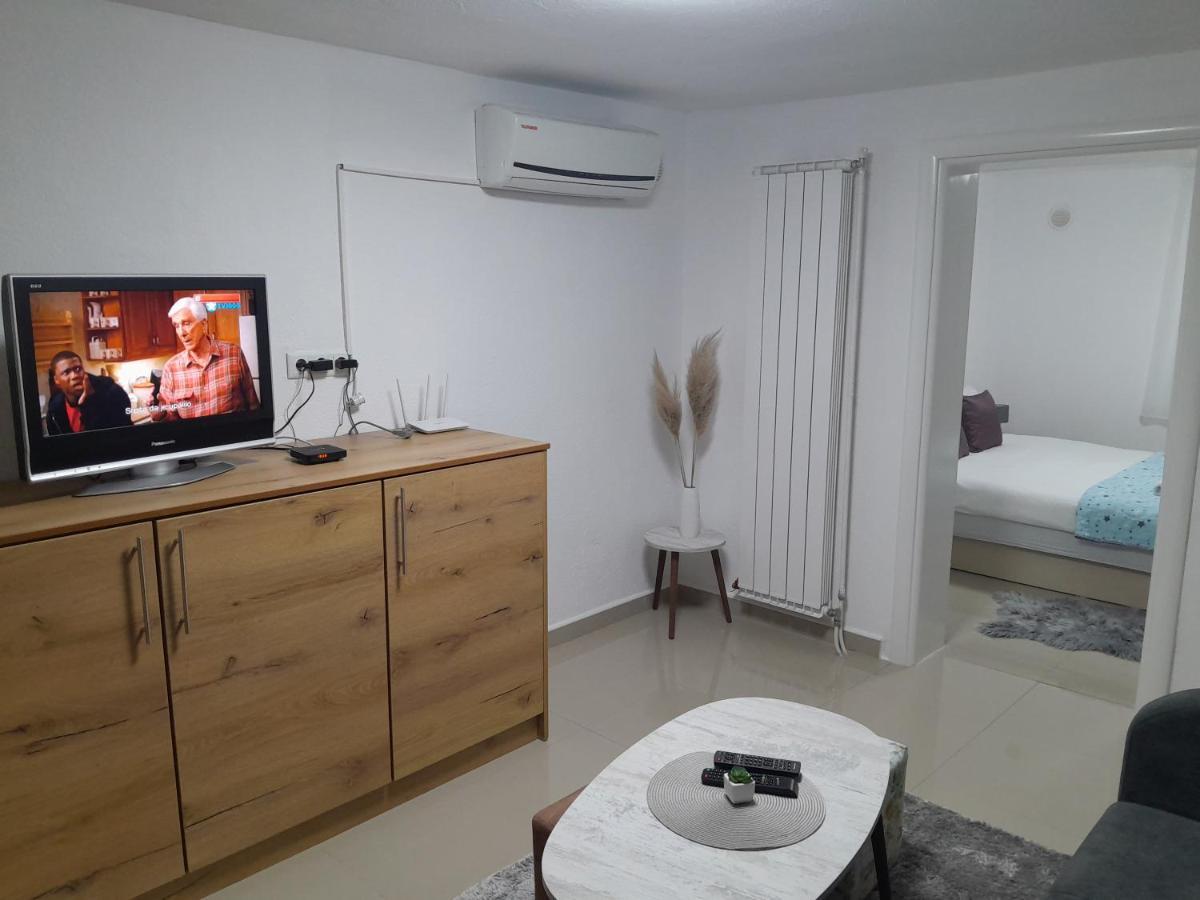 Apartmani Bet Gradacac 1 Maj Broj 24 Esterno foto